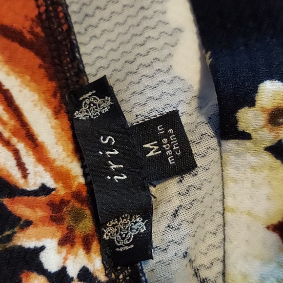 6 for $8 M&M skirt - Picture 5 of 7